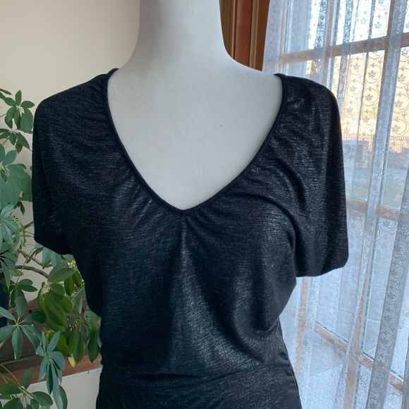 Express metallic ruched t shirt dress - Picture 2 of 5